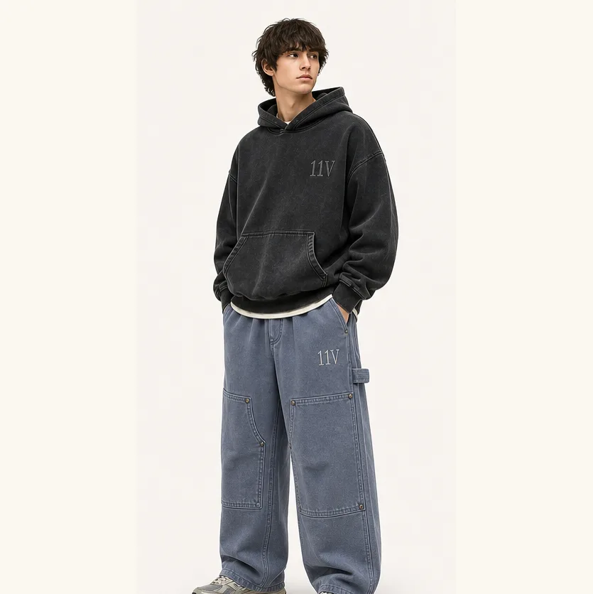 Carpenter Sweatpants model