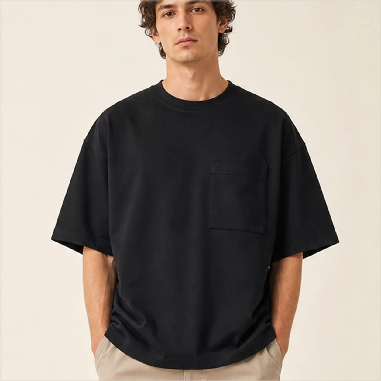 Heavyweight Pocket Tee detail neck