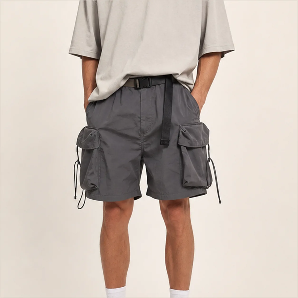 Tech Cargo Shorts detail belt